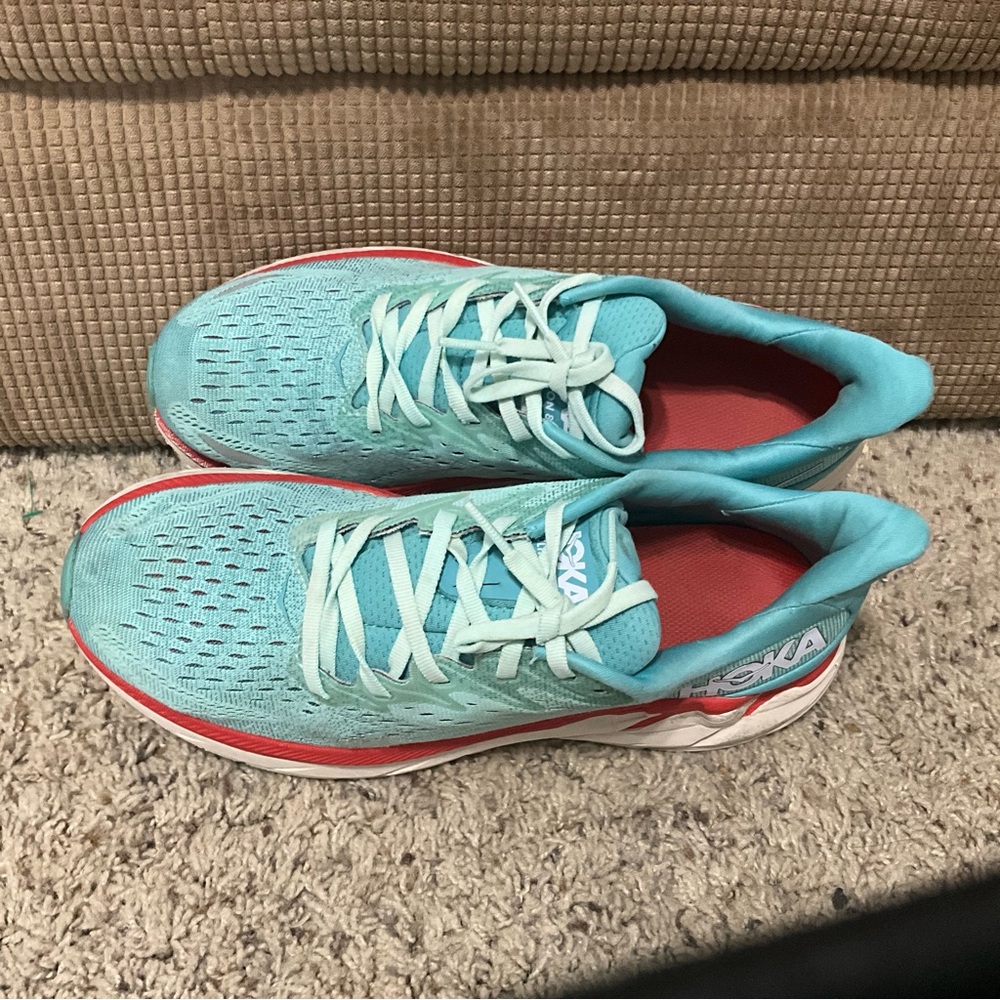 Hoka Women's Teal and Red Athletic Shoes 9B - Picture 10 of 13
